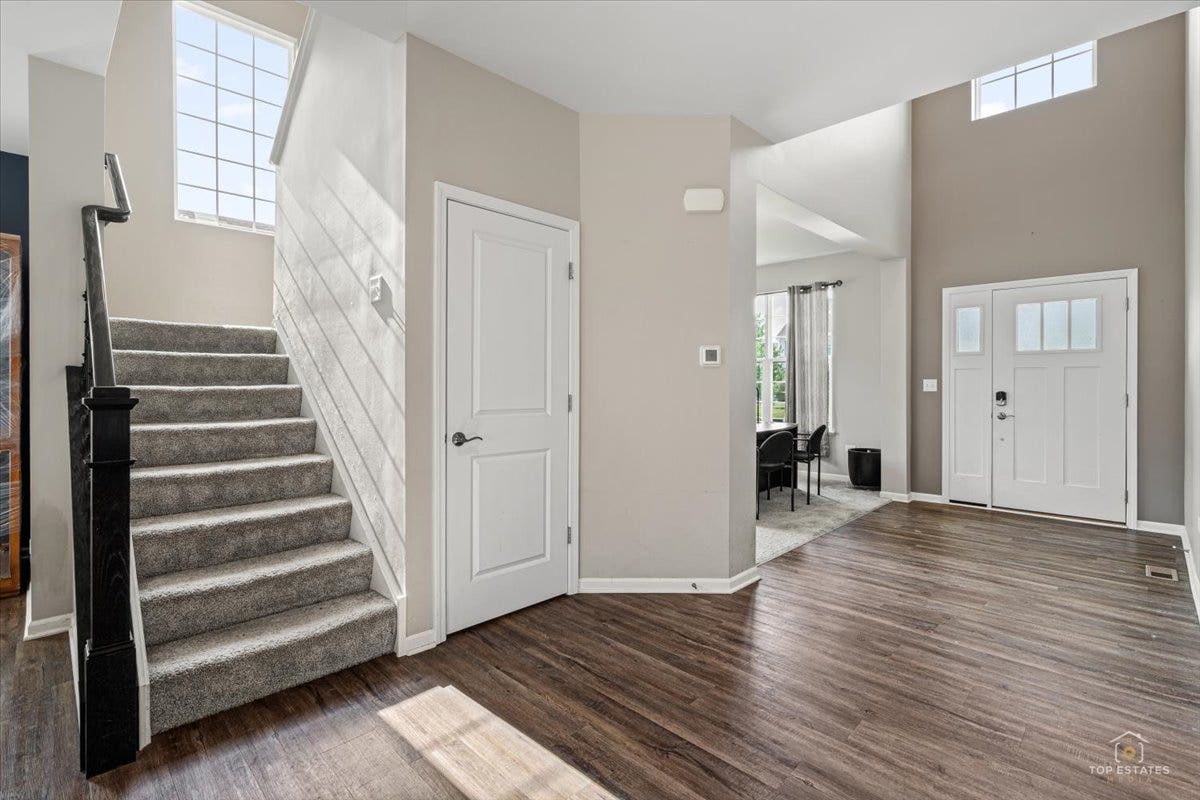 3617 Emerald Road, Elgin, IL 60124 3617 Emerald Road, Elgin, IL 60124