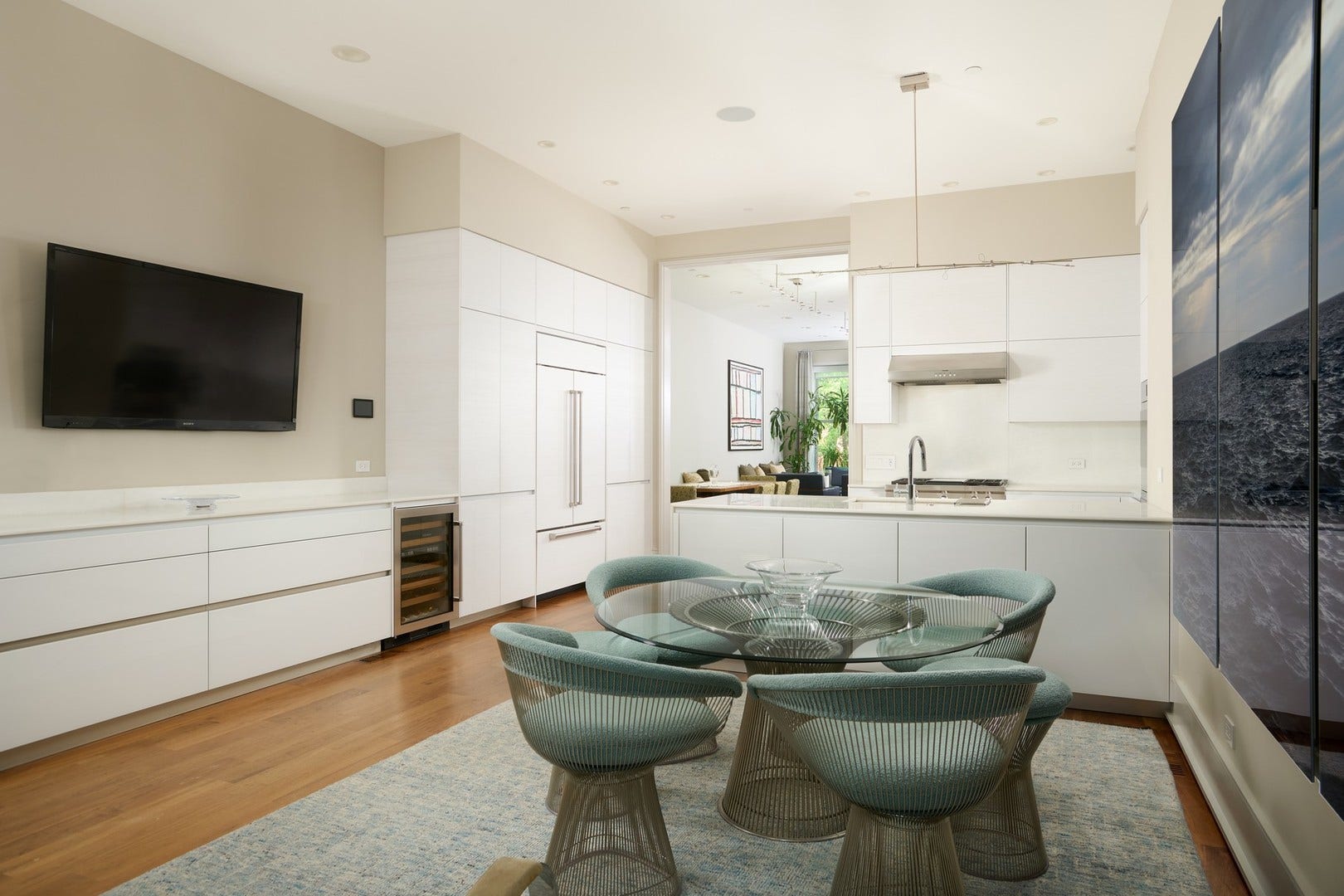353 W BELDEN Avenue, Chicago, IL 60614 353 W BELDEN Avenue, Chicago, IL 60614