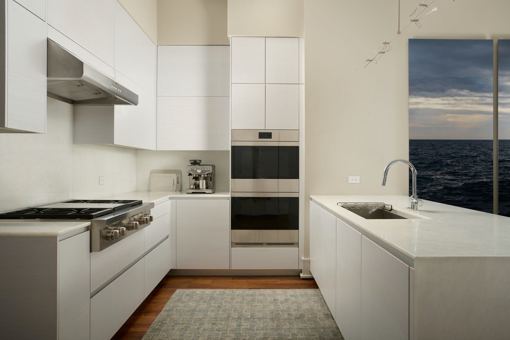 353 W BELDEN Avenue, Chicago, IL 60614 353 W BELDEN Avenue, Chicago, IL 60614