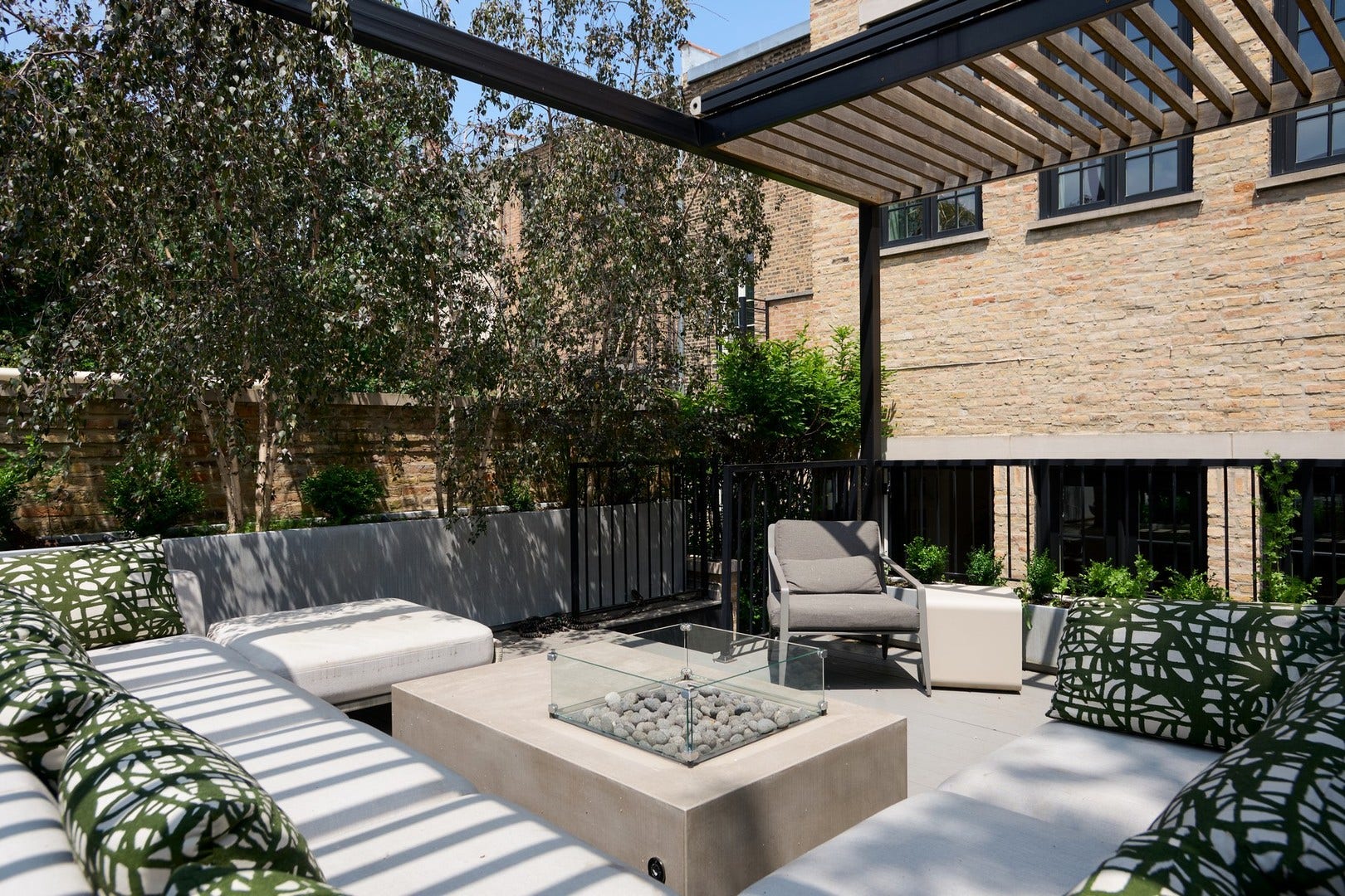 353 W BELDEN Avenue, Chicago, IL 60614 353 W BELDEN Avenue, Chicago, IL 60614