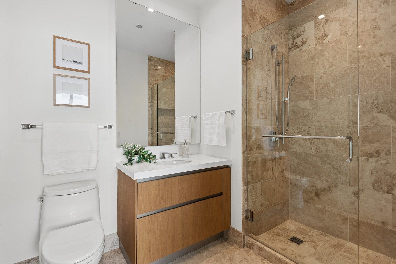 363 E Wacker Drive, #4209, Chicago, IL 60601