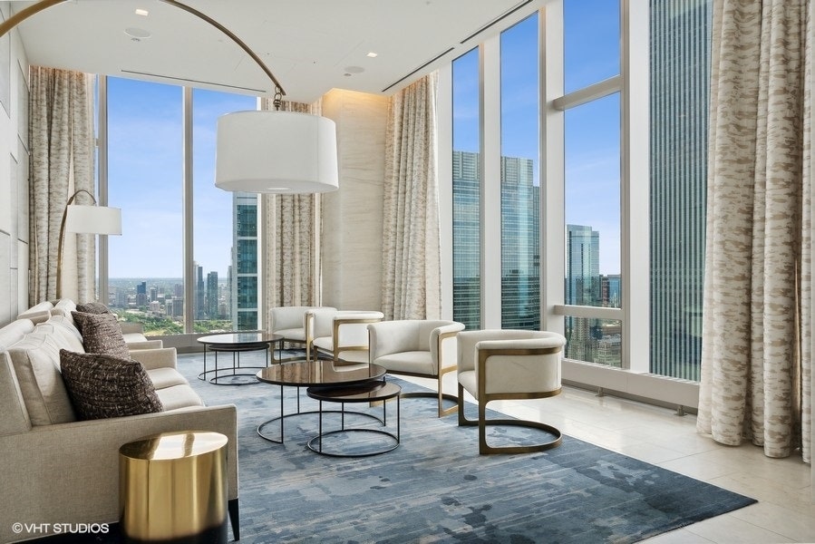 363 E Wacker Drive, #4209, Chicago, IL 60601