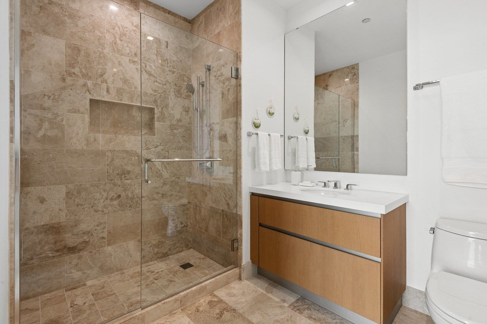 363 E Wacker Drive, #4209, Chicago, IL 60601