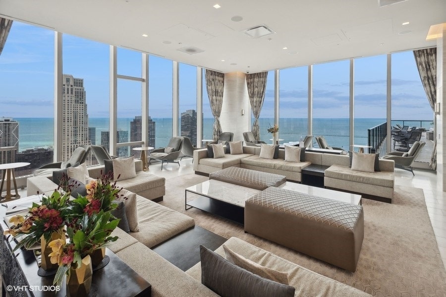 363 E Wacker Drive, #4209, Chicago, IL 60601