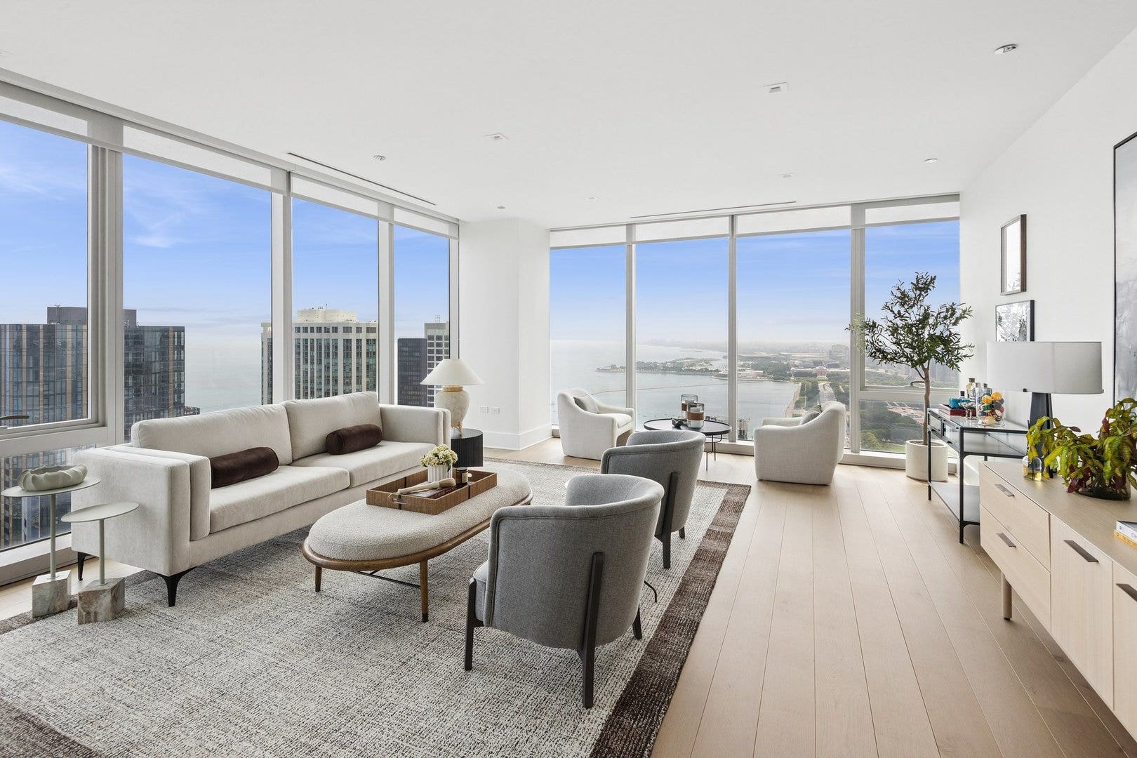 363 E Wacker Drive, #4209, Chicago, IL 60601