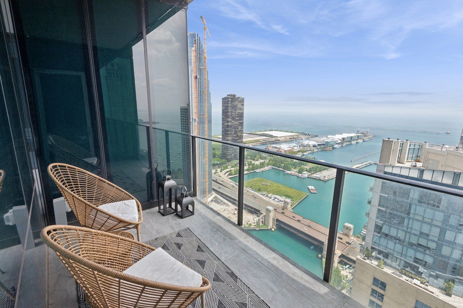 363 E Wacker Drive, #4209, Chicago, IL 60601