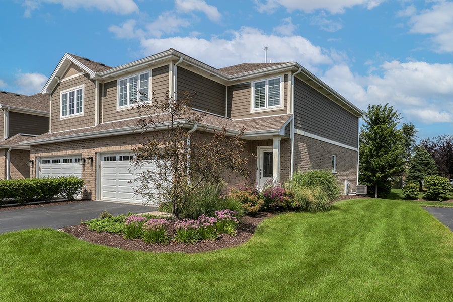 Property photo for 14277 Lacey Drive, Lemont, IL