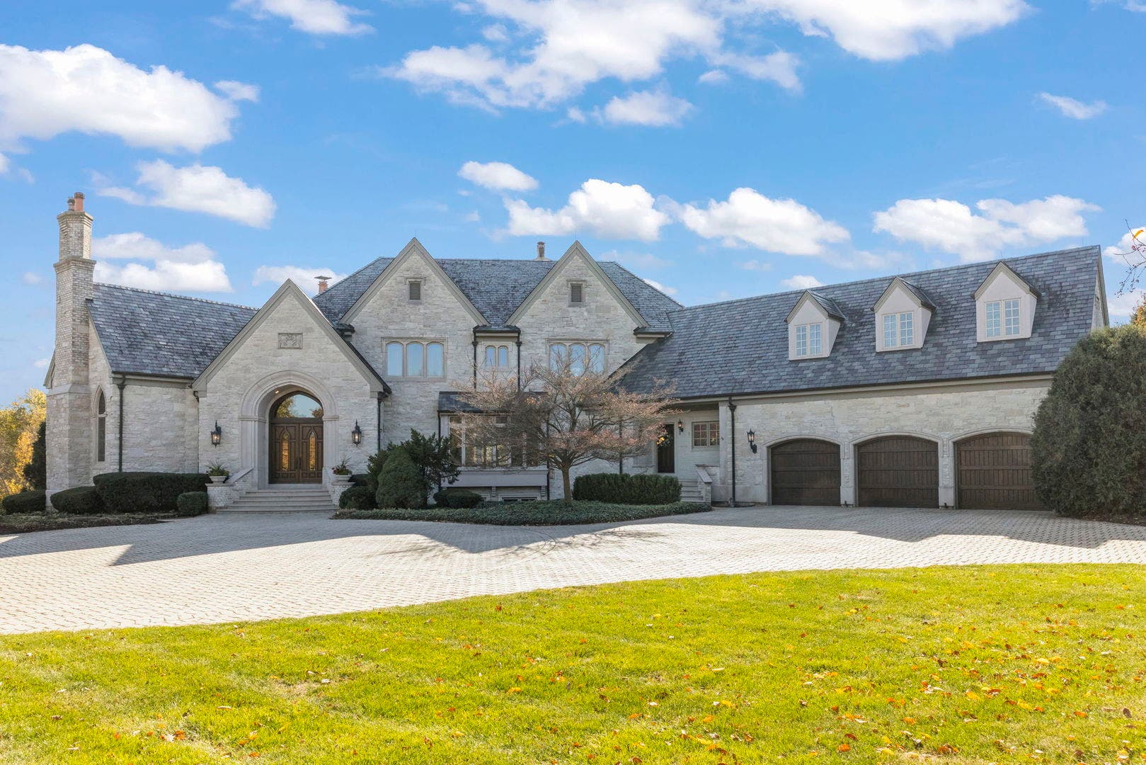 24w141 Hobson Road, Naperville, IL 60540 24w141 Hobson Road, Naperville, IL 60540