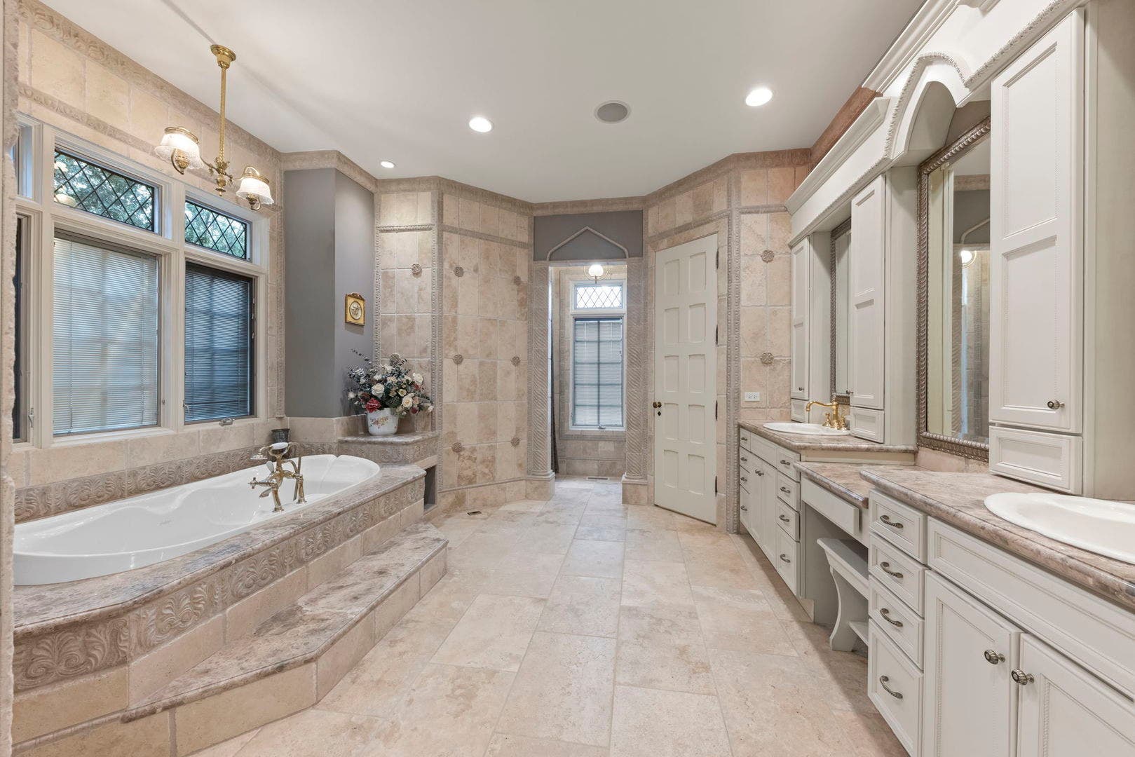 24w141 Hobson Road, Naperville, IL 60540 24w141 Hobson Road, Naperville, IL 60540