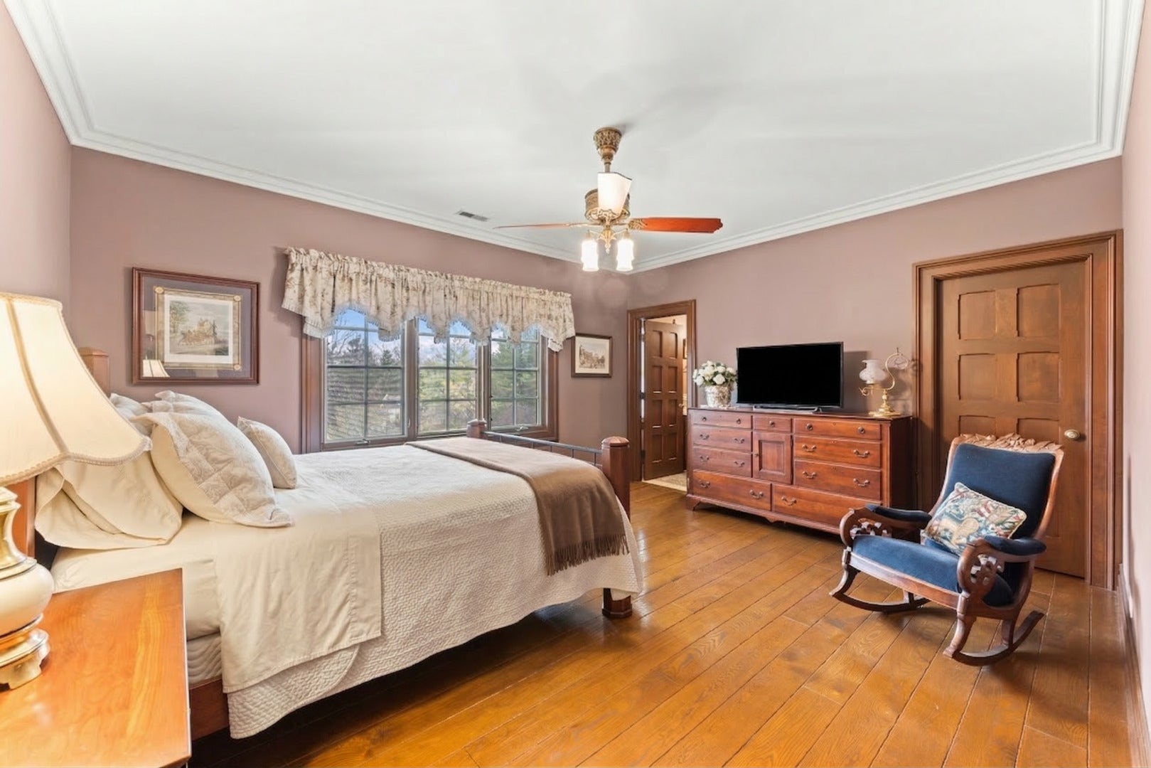 24w141 Hobson Road, Naperville, IL 60540 24w141 Hobson Road, Naperville, IL 60540