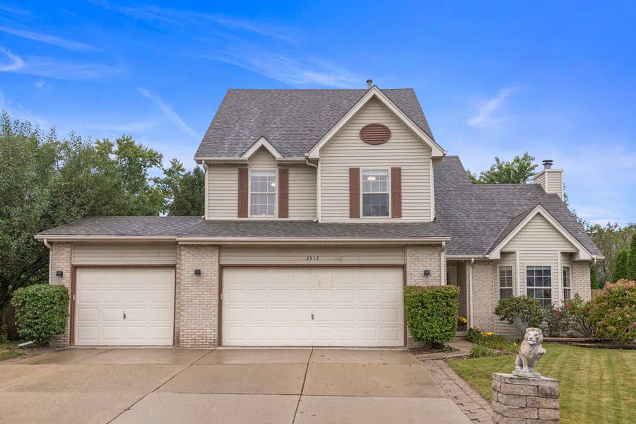 Property photo for 2512 Calico Court, Lockport, IL