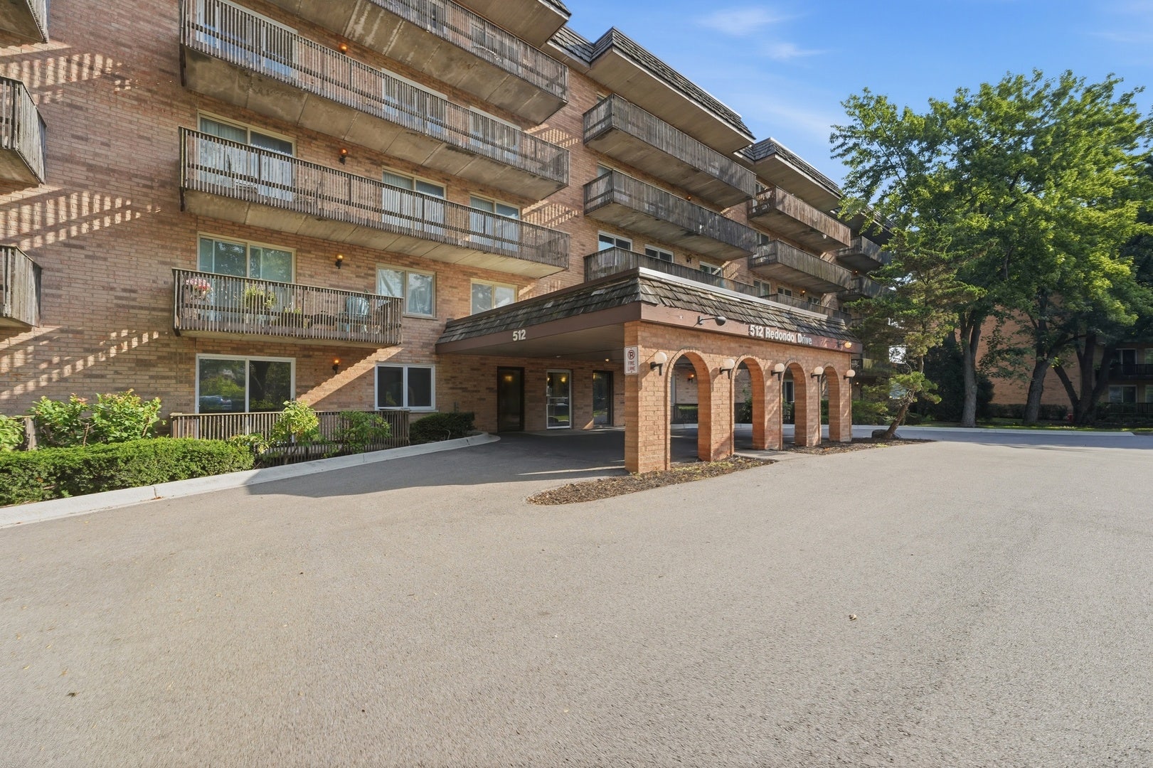 512 Redondo Drive, #509, Downers Grove, IL 60516 512 Redondo Drive, #509, Downers Grove, IL 60516