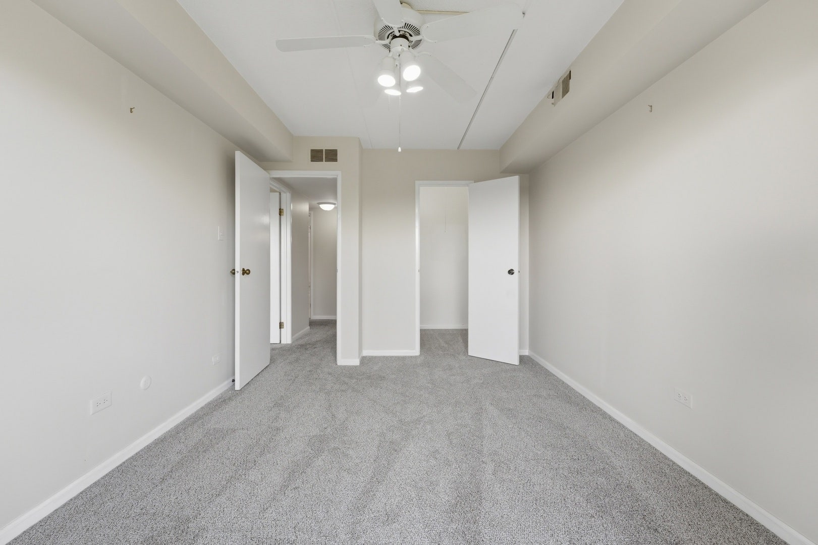 512 Redondo Drive, #509, Downers Grove, IL 60516 512 Redondo Drive, #509, Downers Grove, IL 60516
