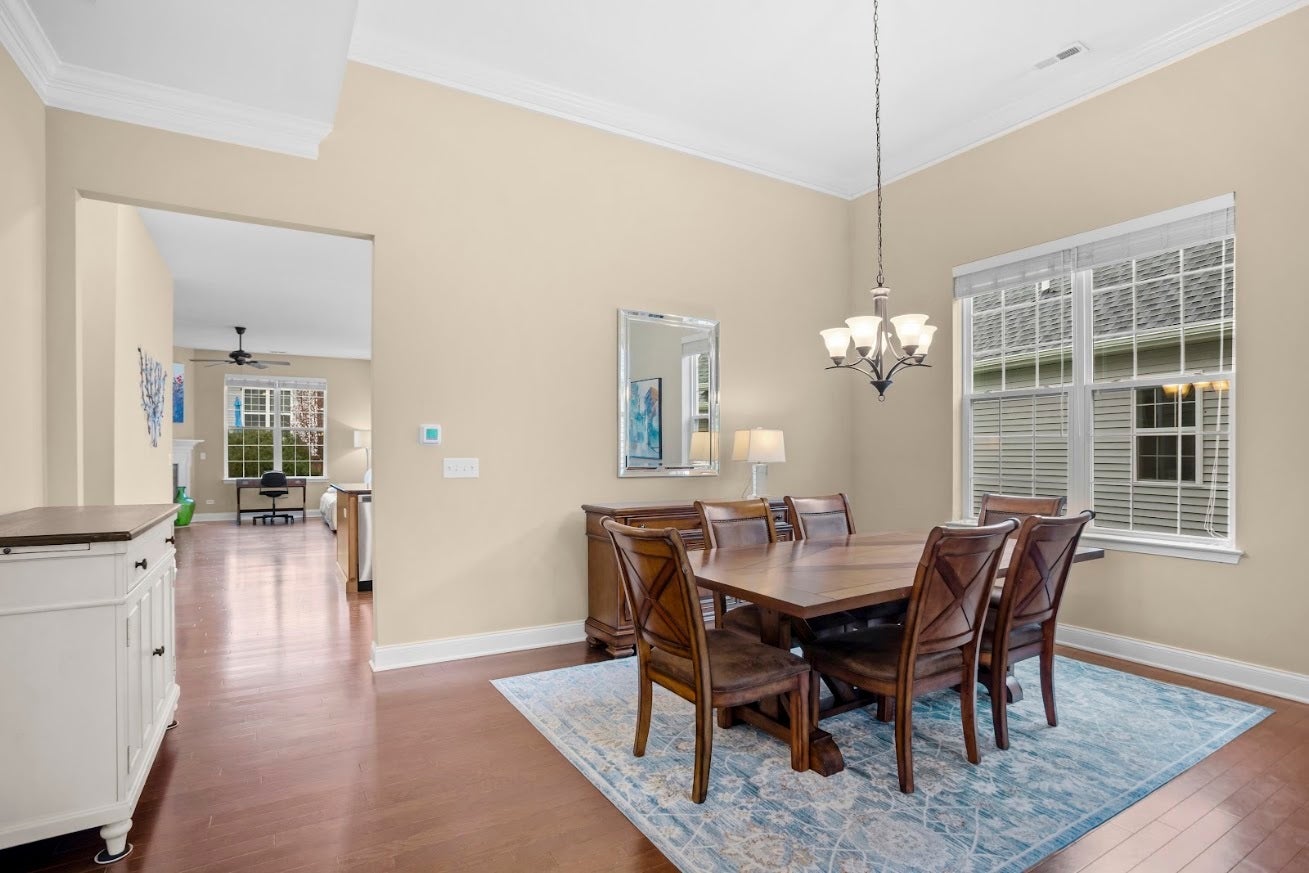 3856 Double Eagle Drive, Elgin, IL 60124 3856 Double Eagle Drive, Elgin, IL 60124