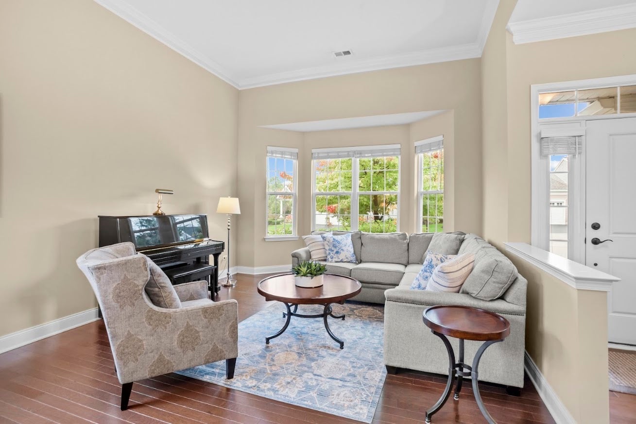 3856 Double Eagle Drive, Elgin, IL 60124 3856 Double Eagle Drive, Elgin, IL 60124