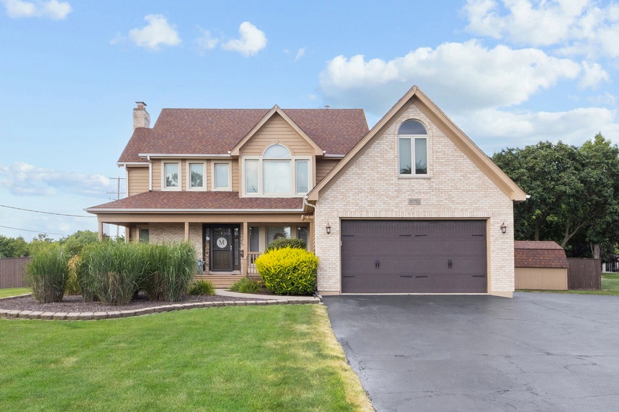 Property photo for 20752 Mary Drive, Lockport, IL