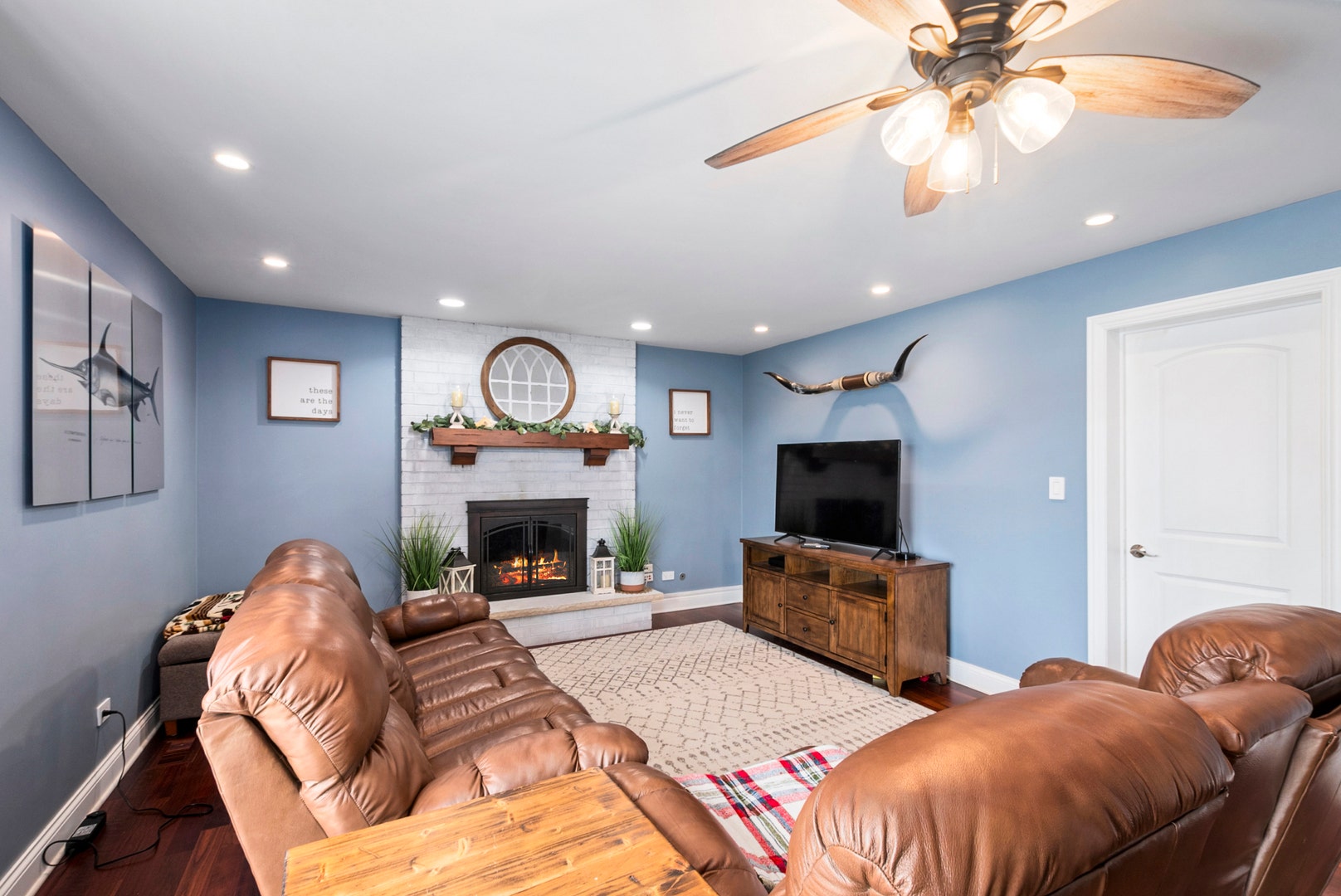8930 Poplar Street, Tinley Park, IL 60487