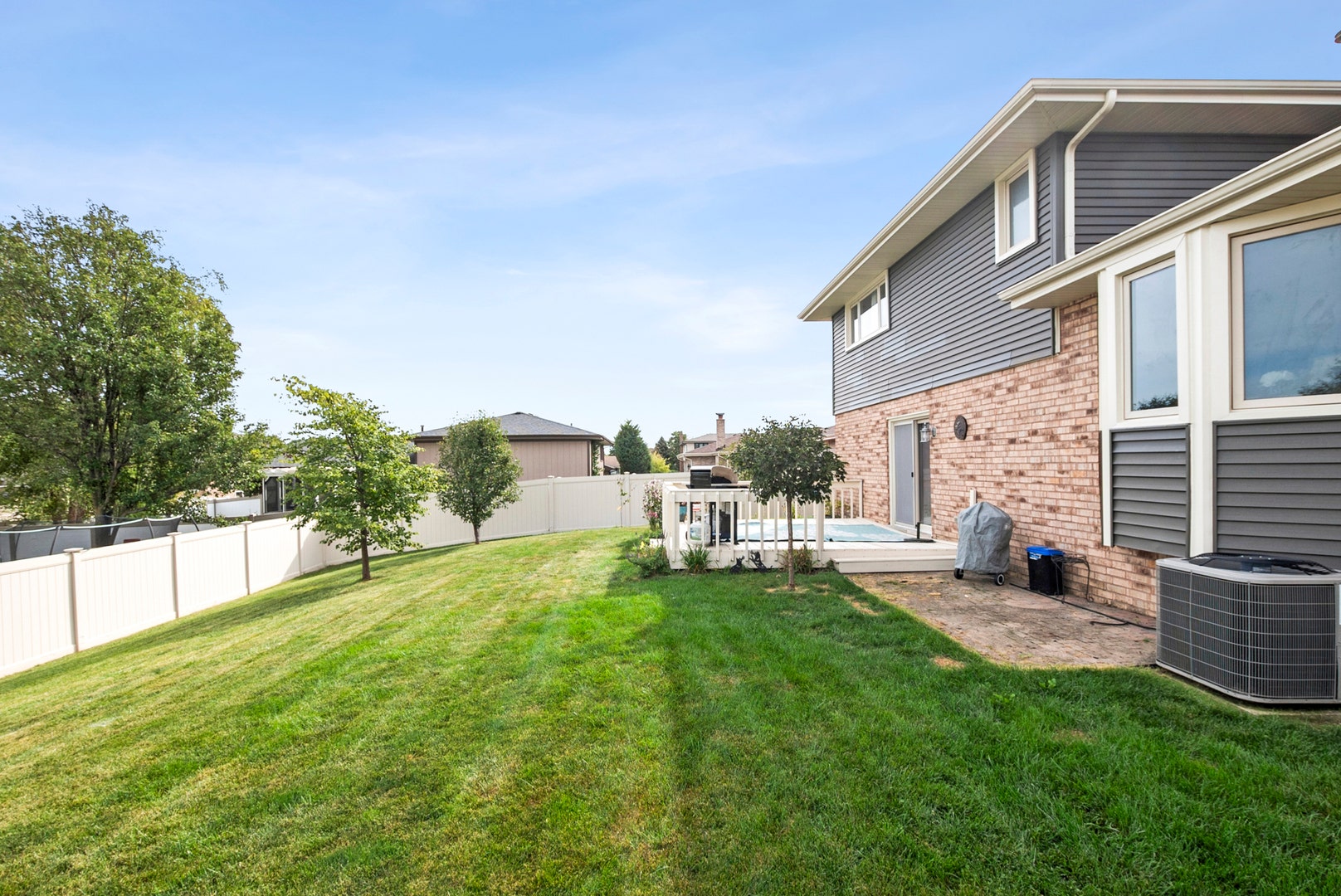 8930 Poplar Street, Tinley Park, IL 60487