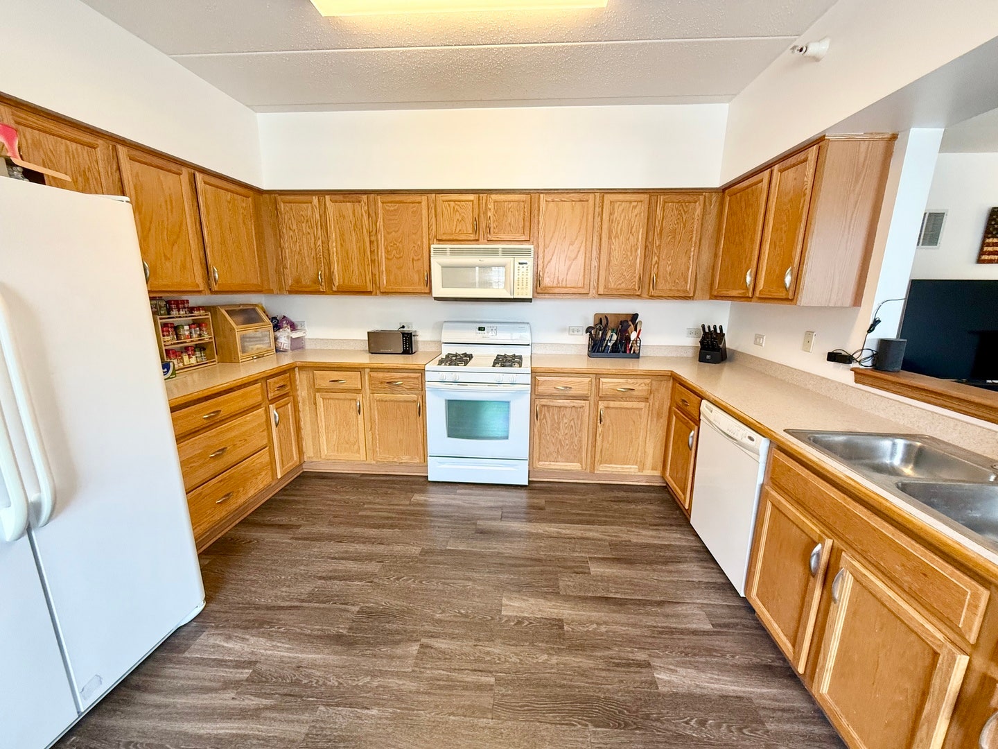 16600 Liberty Circle, #2S, Orland Park, IL 60467 16600 Liberty Circle, #2S, Orland Park, IL 60467