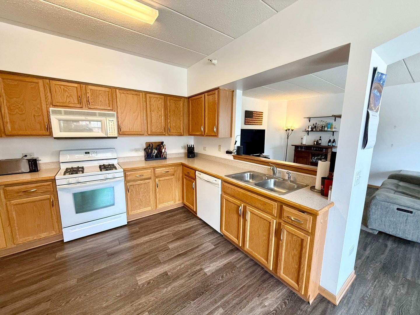 16600 Liberty Circle, #2S, Orland Park, IL 60467 16600 Liberty Circle, #2S, Orland Park, IL 60467
