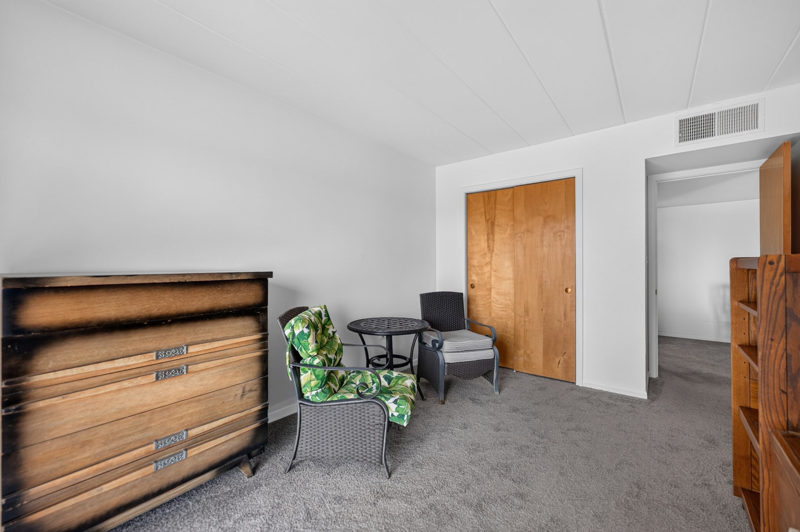 2900 Maple Avenue, #14E, Downers Grove, IL 60515 2900 Maple Avenue, #14E, Downers Grove, IL 60515