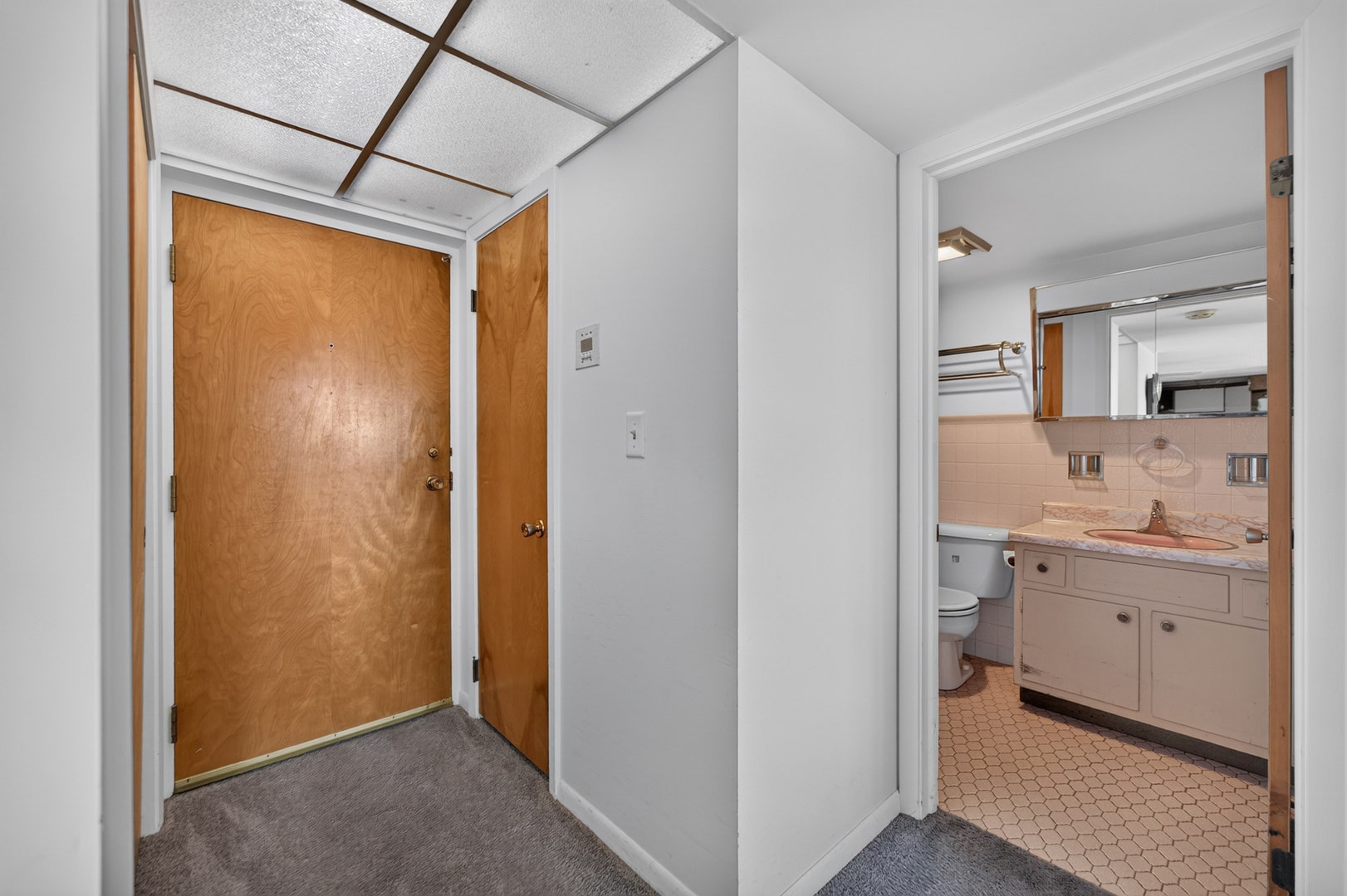 2900 Maple Avenue, #14E, Downers Grove, IL 60515 2900 Maple Avenue, #14E, Downers Grove, IL 60515