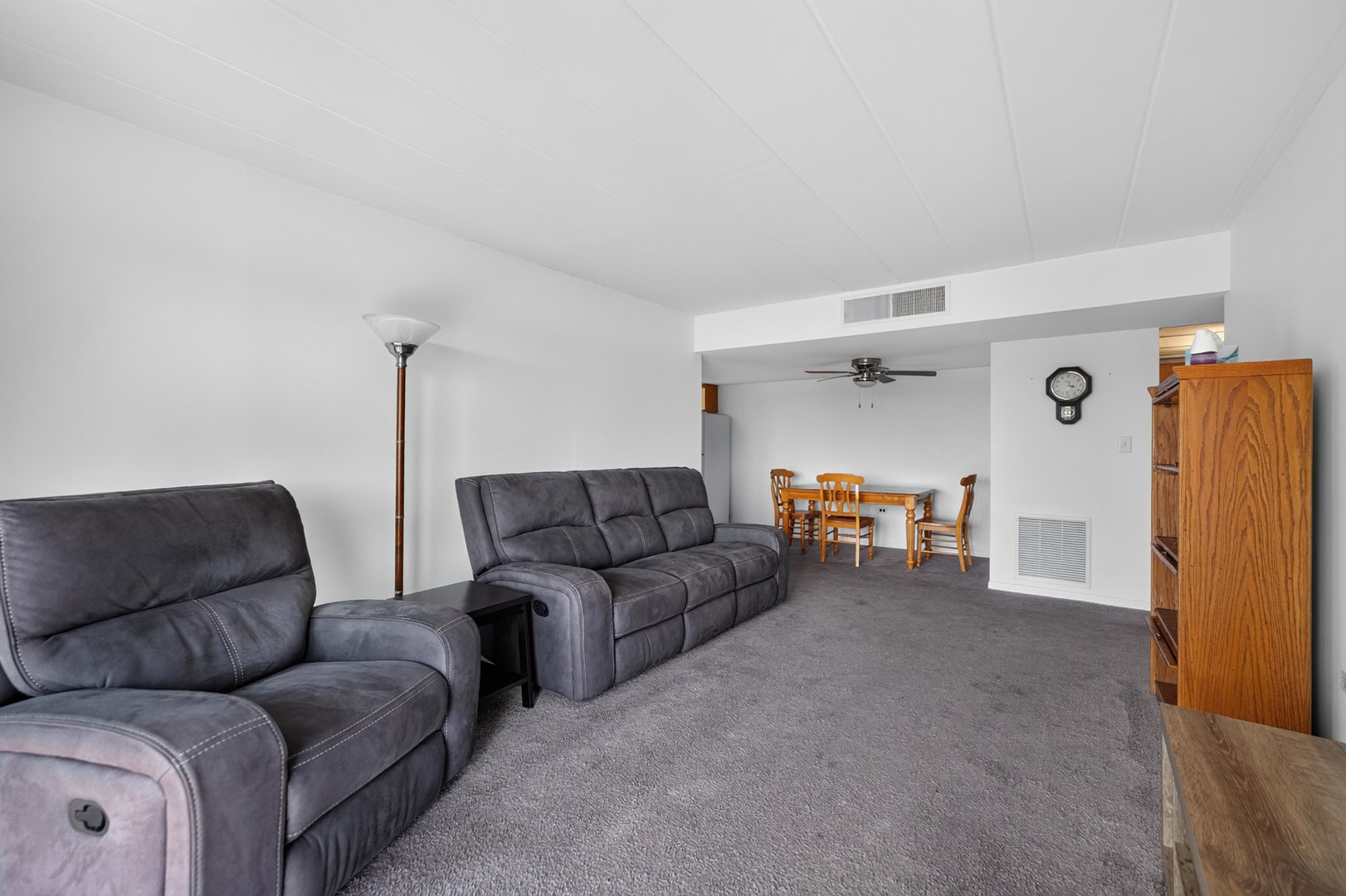 2900 Maple Avenue, #14E, Downers Grove, IL 60515 2900 Maple Avenue, #14E, Downers Grove, IL 60515
