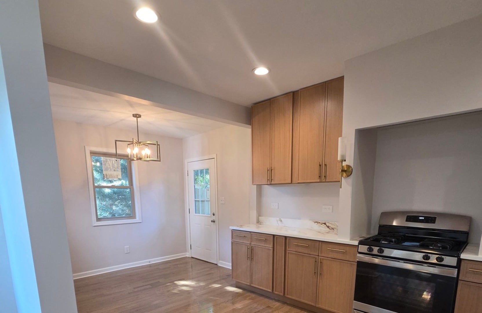 201 W Church Street, Minooka, IL 60447 201 W Church Street, Minooka, IL 60447