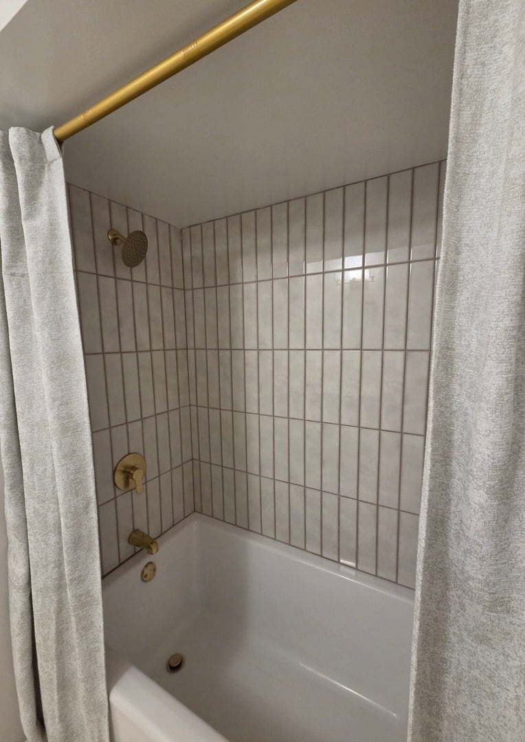 201 W Church Street, Minooka, IL 60447 201 W Church Street, Minooka, IL 60447