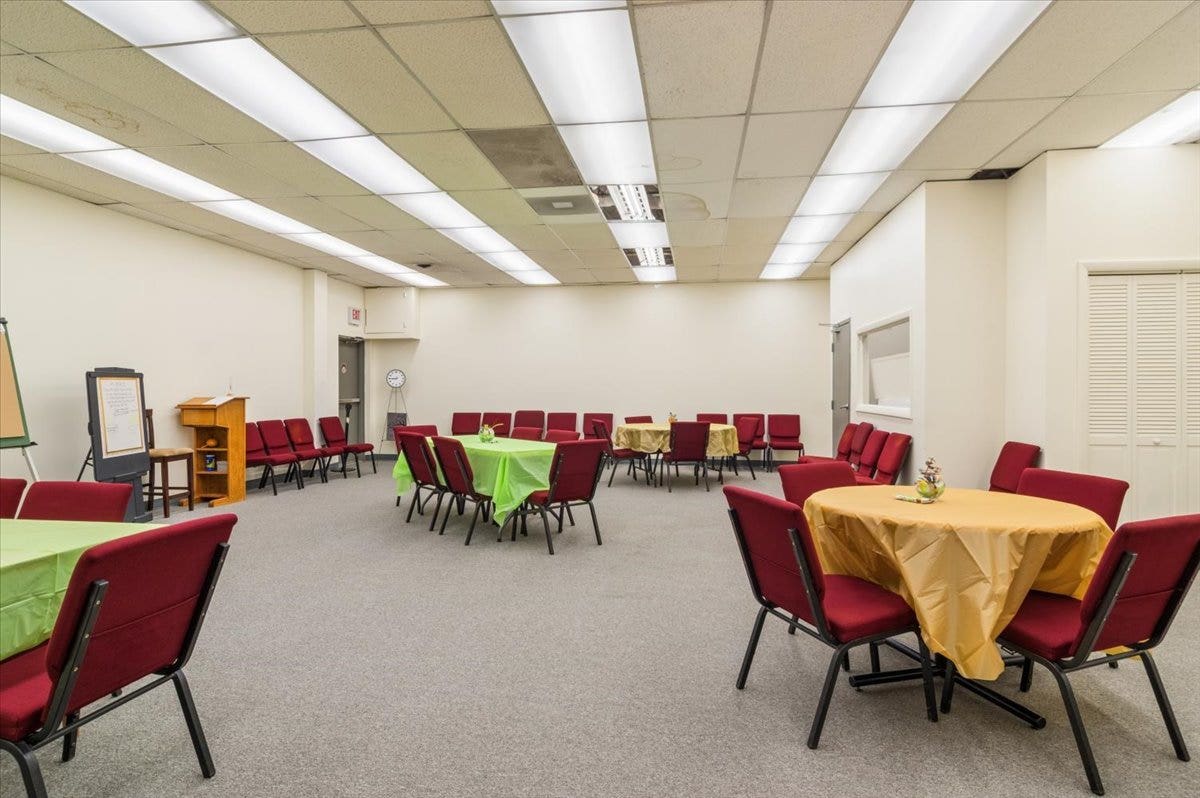 4024 N Tripp Avenue, Chicago, IL 60641 4024 N Tripp Avenue, Chicago, IL 60641