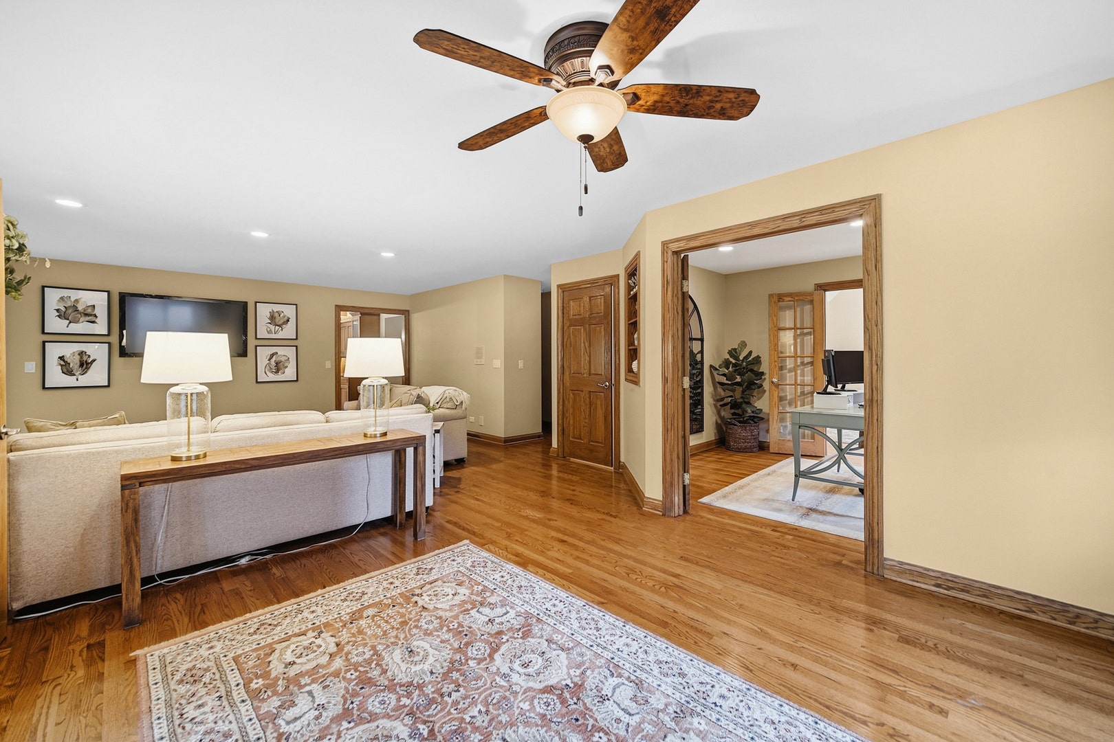 1024 Trillium Trail, West Chicago, IL 60185