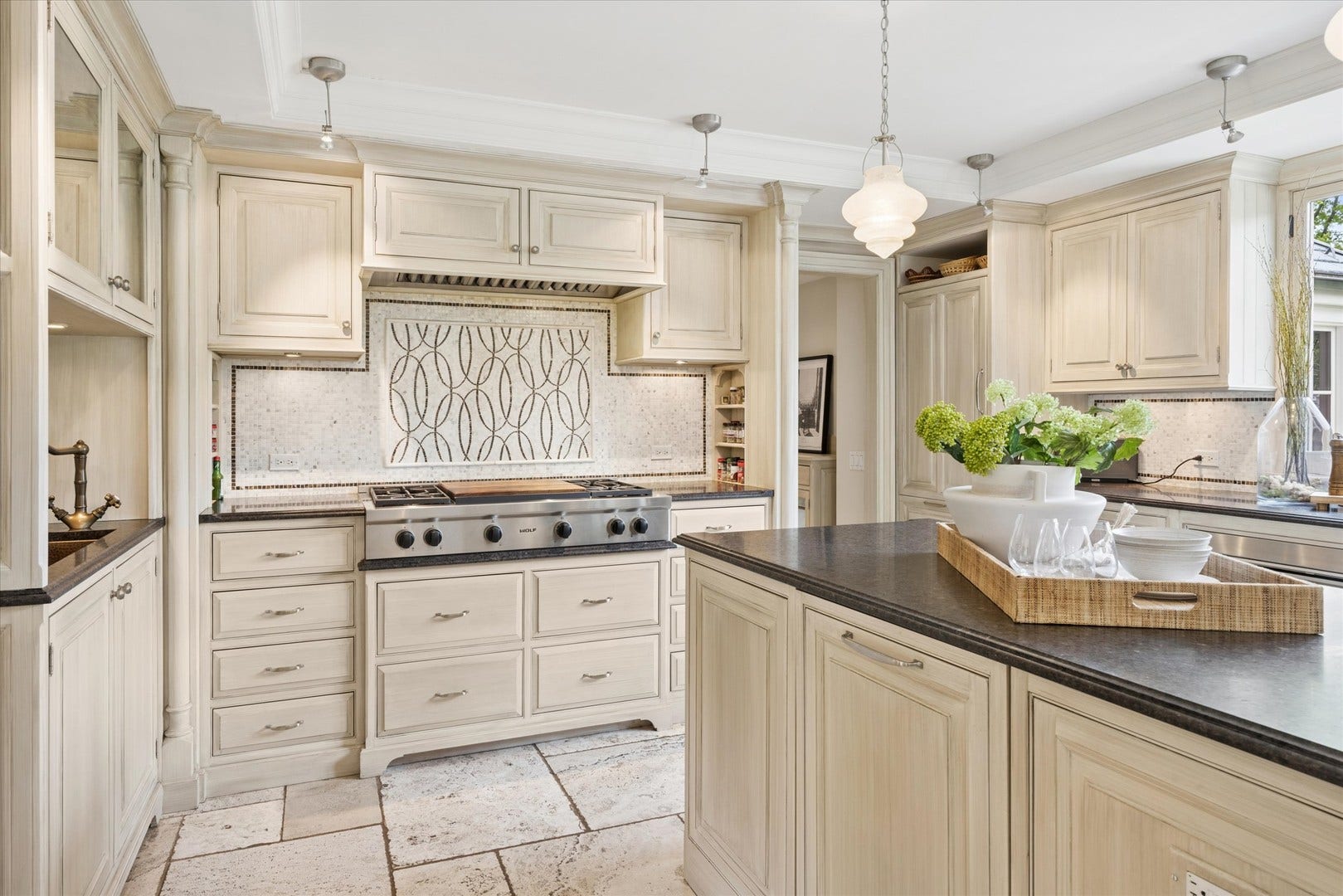325 Princeton Road, Hinsdale, IL 60521 325 Princeton Road, Hinsdale, IL 60521