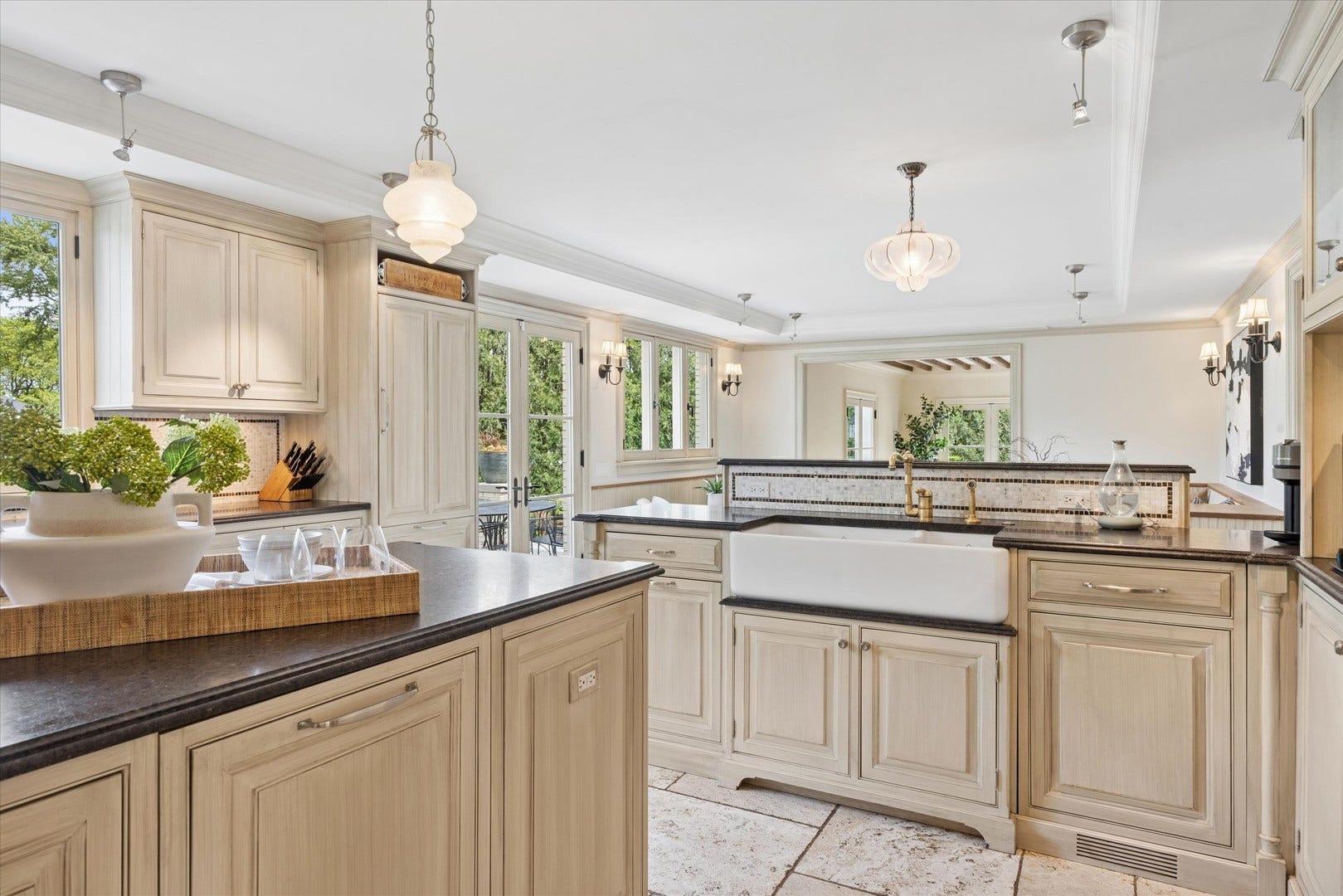 325 Princeton Road, Hinsdale, IL 60521 325 Princeton Road, Hinsdale, IL 60521