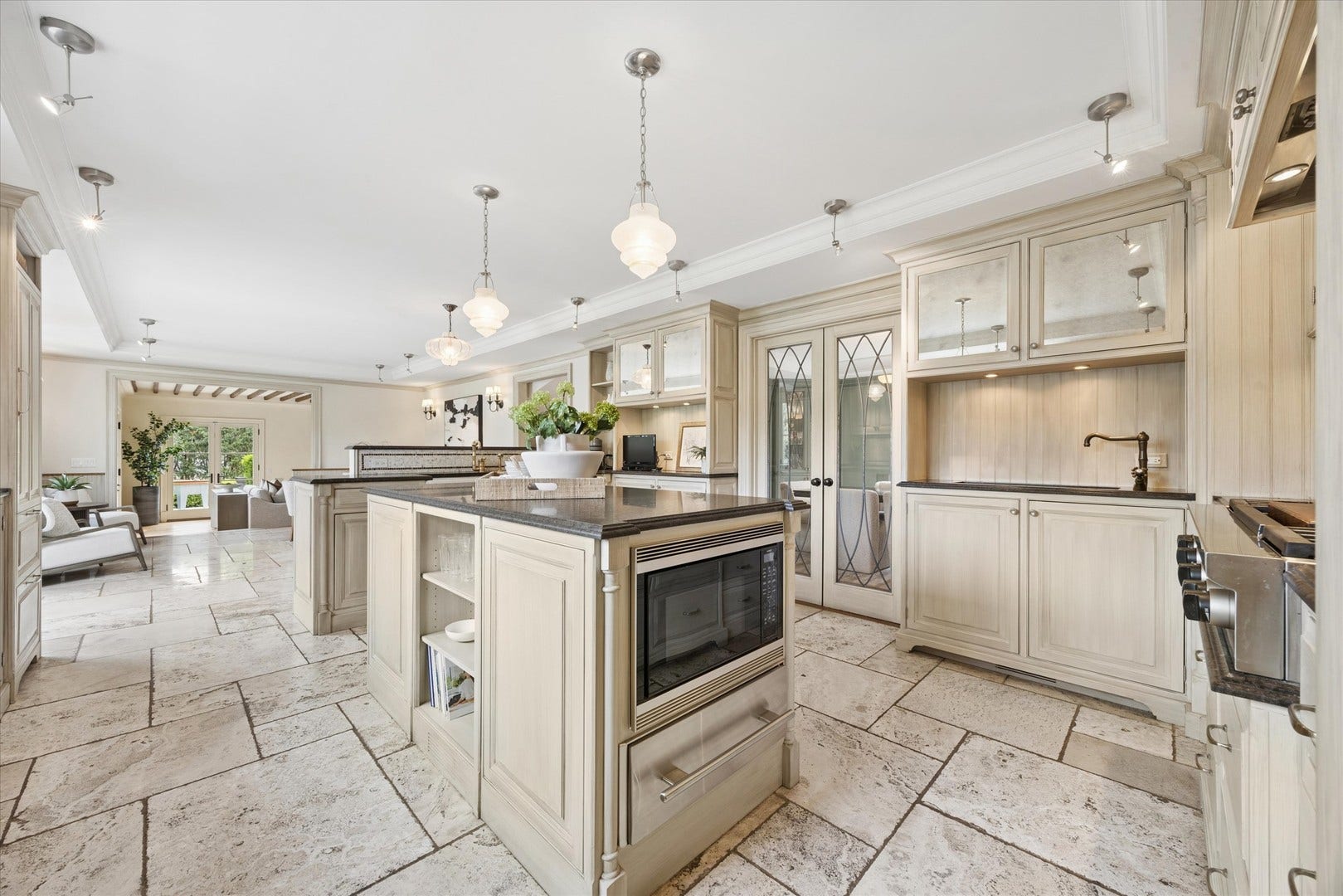 325 Princeton Road, Hinsdale, IL 60521 325 Princeton Road, Hinsdale, IL 60521