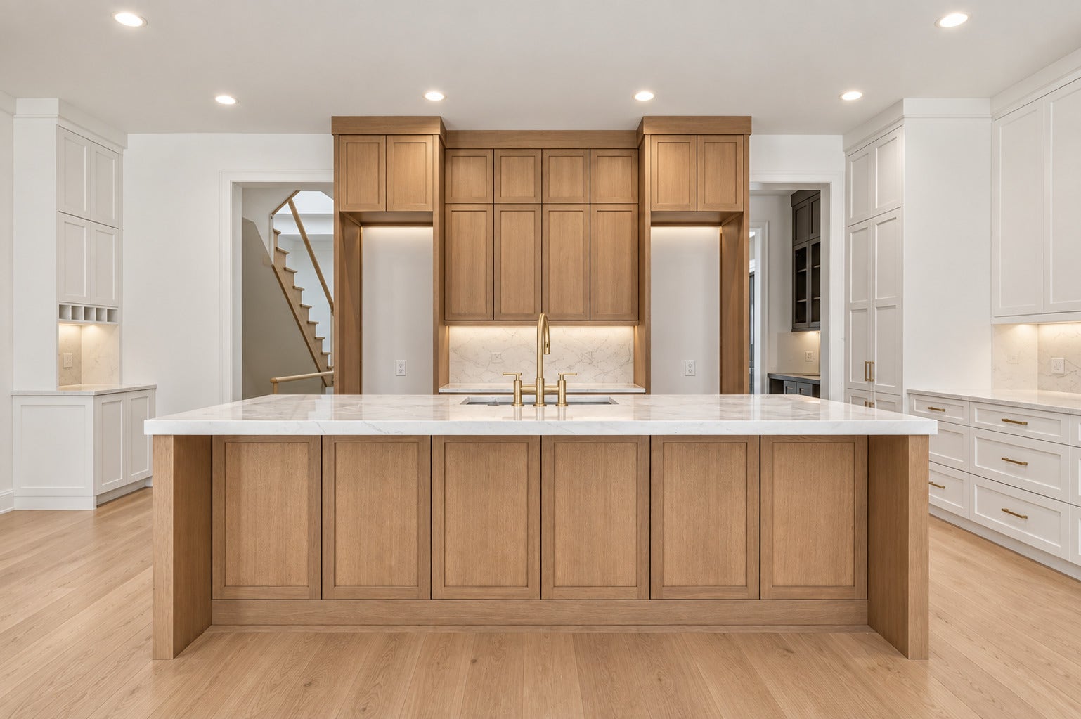 3909 N Hamilton Avenue, Chicago, IL 60618 3909 N Hamilton Avenue, Chicago, IL 60618