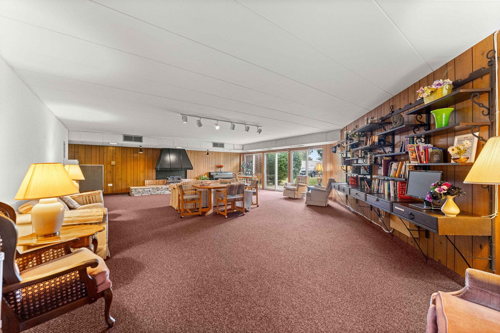 2900 Maple Avenue, #18A, Downers Grove, IL 60515