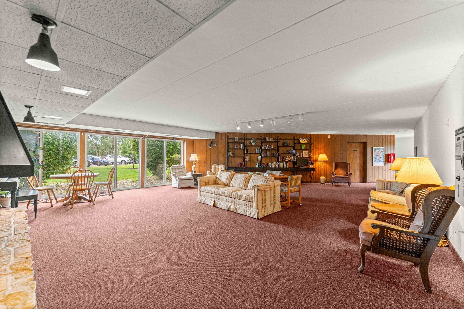 2900 Maple Avenue, #18A, Downers Grove, IL 60515