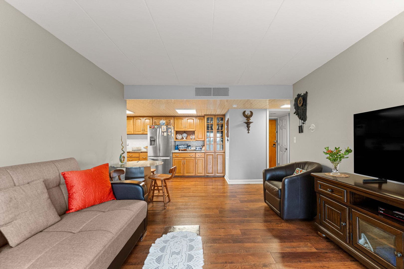 2900 Maple Avenue, #18A, Downers Grove, IL 60515
