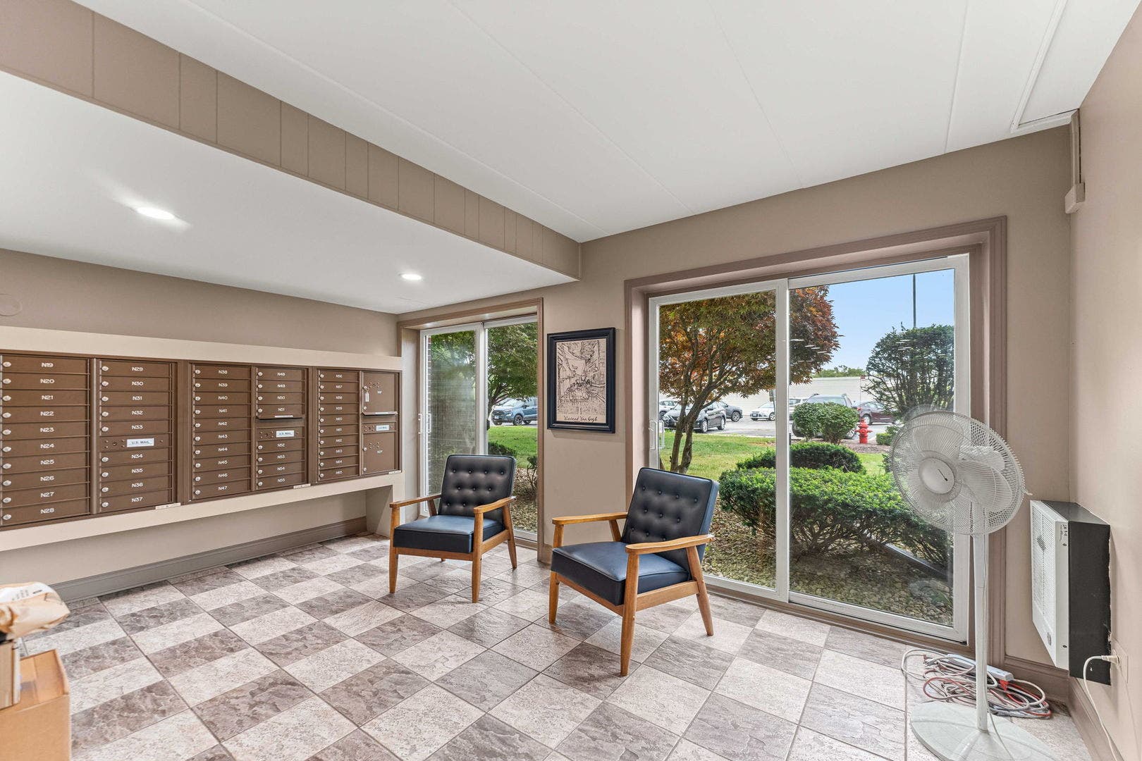 2900 Maple Avenue, #18A, Downers Grove, IL 60515