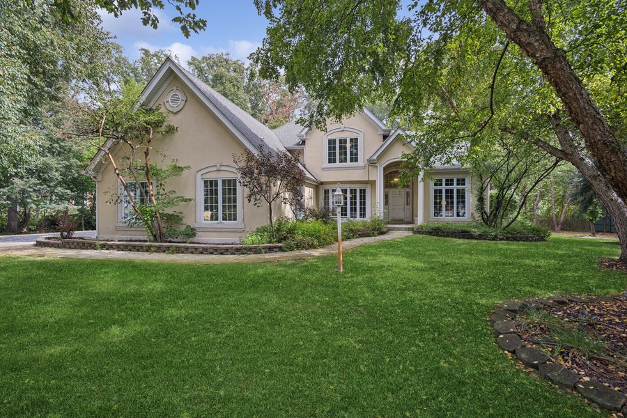Property photo for 141 W Tam O Shanter Drive, Crete, IL