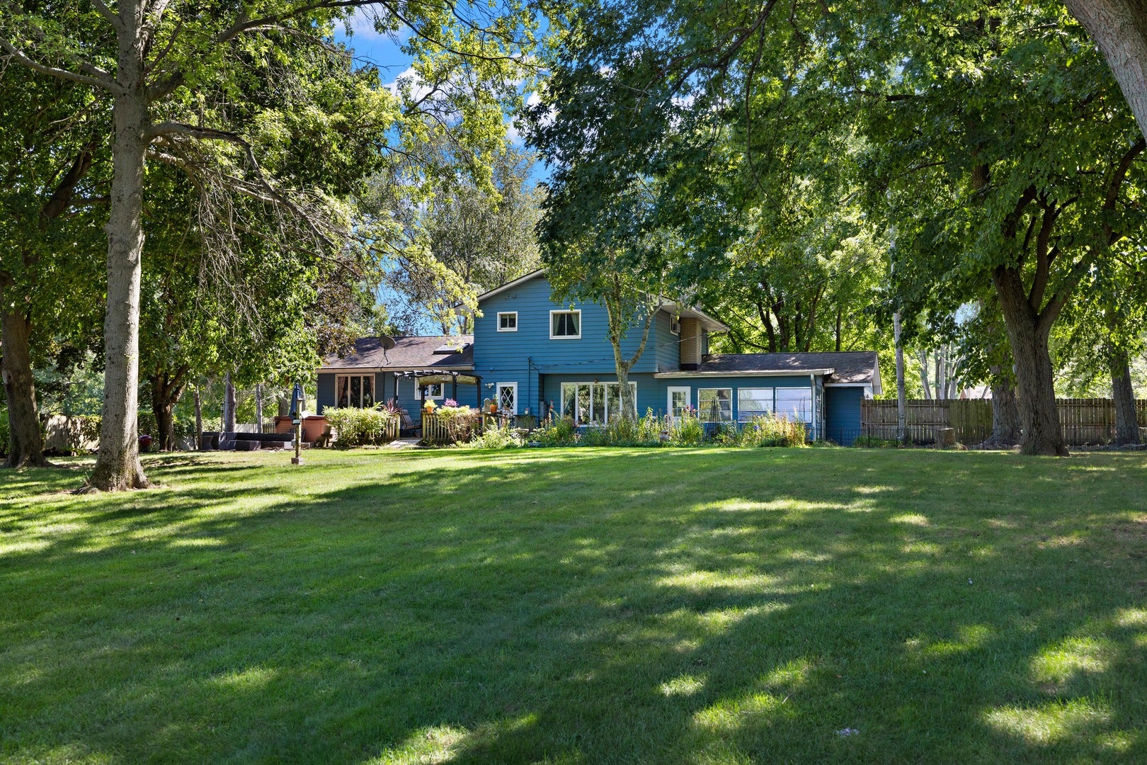 19616 Kishwaukee Valley Road, Marengo, IL 60152 19616 Kishwaukee Valley Road, Marengo, IL 60152