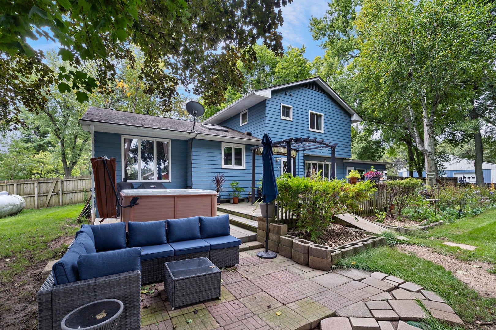 19616 Kishwaukee Valley Road, Marengo, IL 60152 19616 Kishwaukee Valley Road, Marengo, IL 60152
