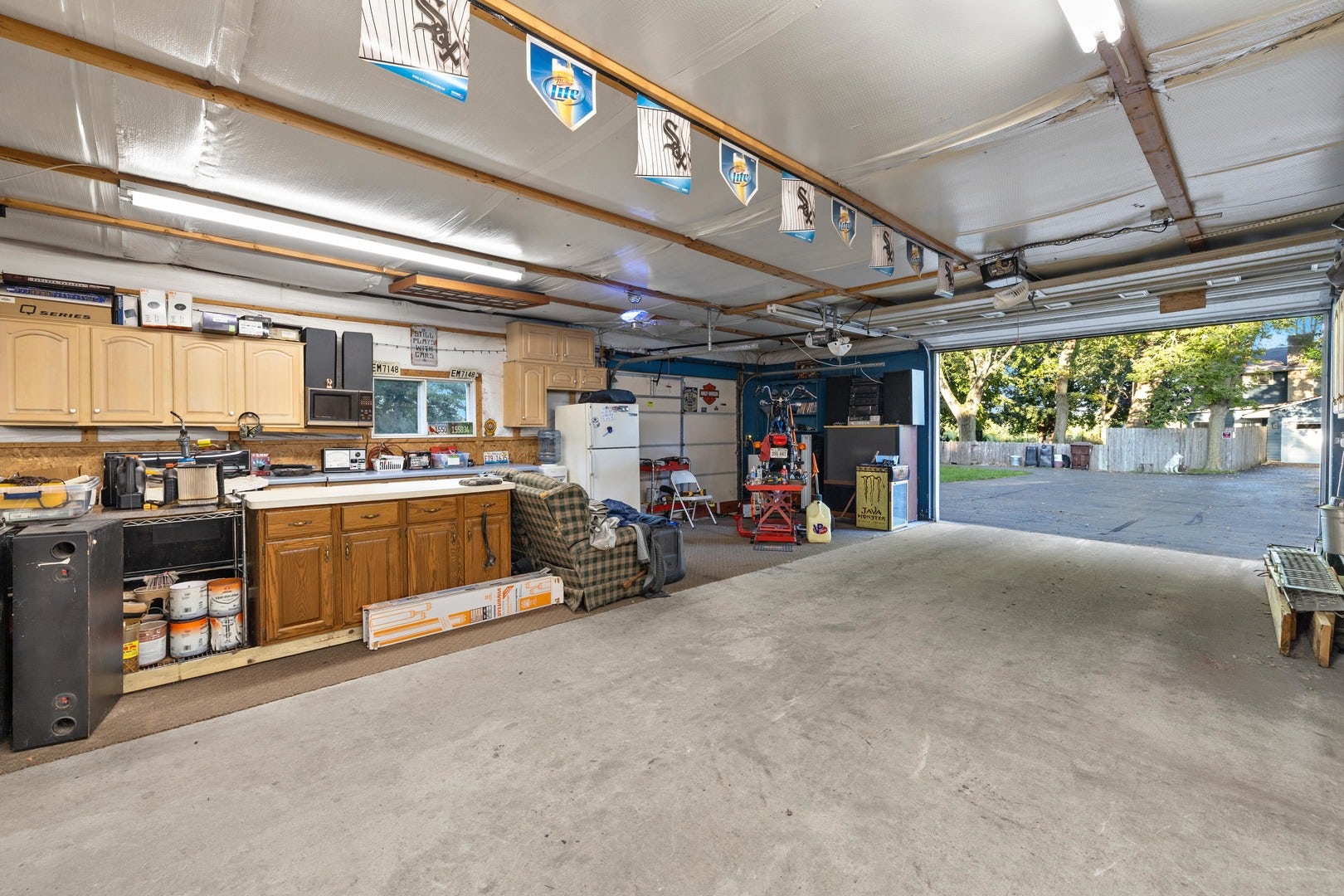 19616 Kishwaukee Valley Road, Marengo, IL 60152 19616 Kishwaukee Valley Road, Marengo, IL 60152