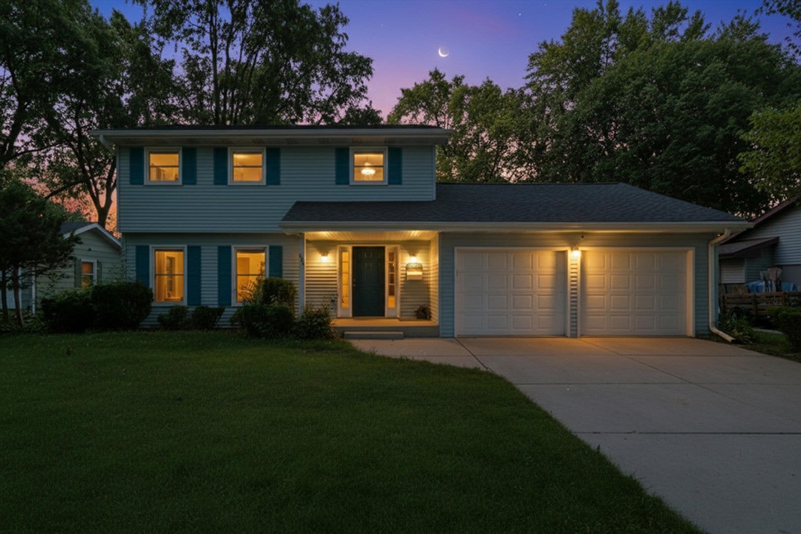 1520 Crestwood Court, Aurora, IL 60506