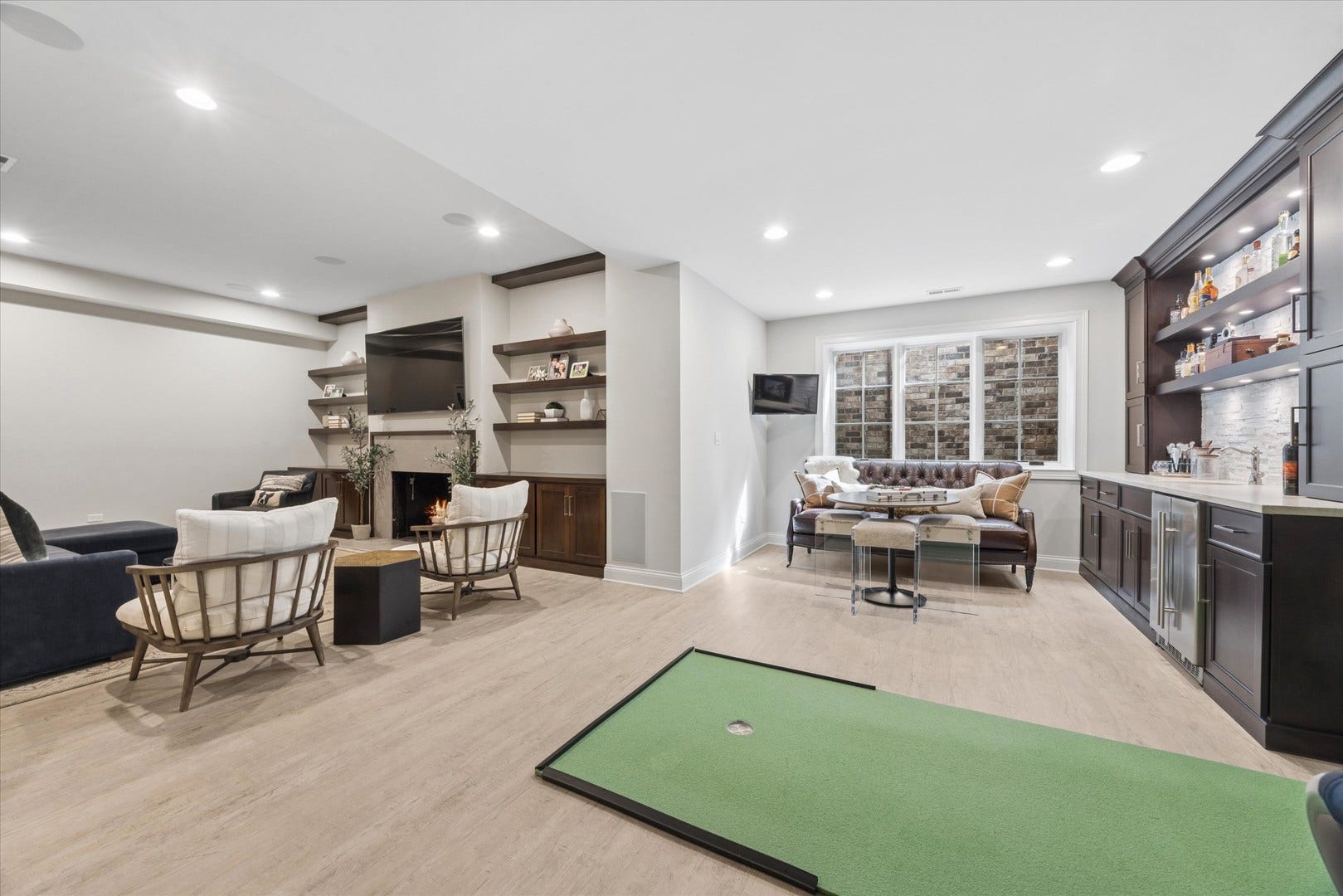 4837 Montgomery Avenue, Downers Grove, IL 60515 4837 Montgomery Avenue, Downers Grove, IL 60515