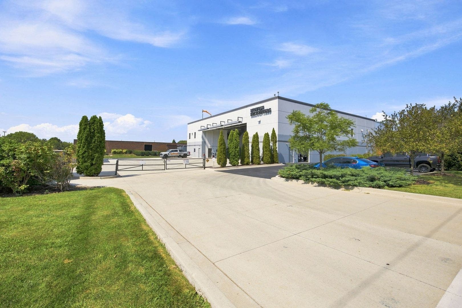 525 Executive Drive, Willowbrook, IL 60527