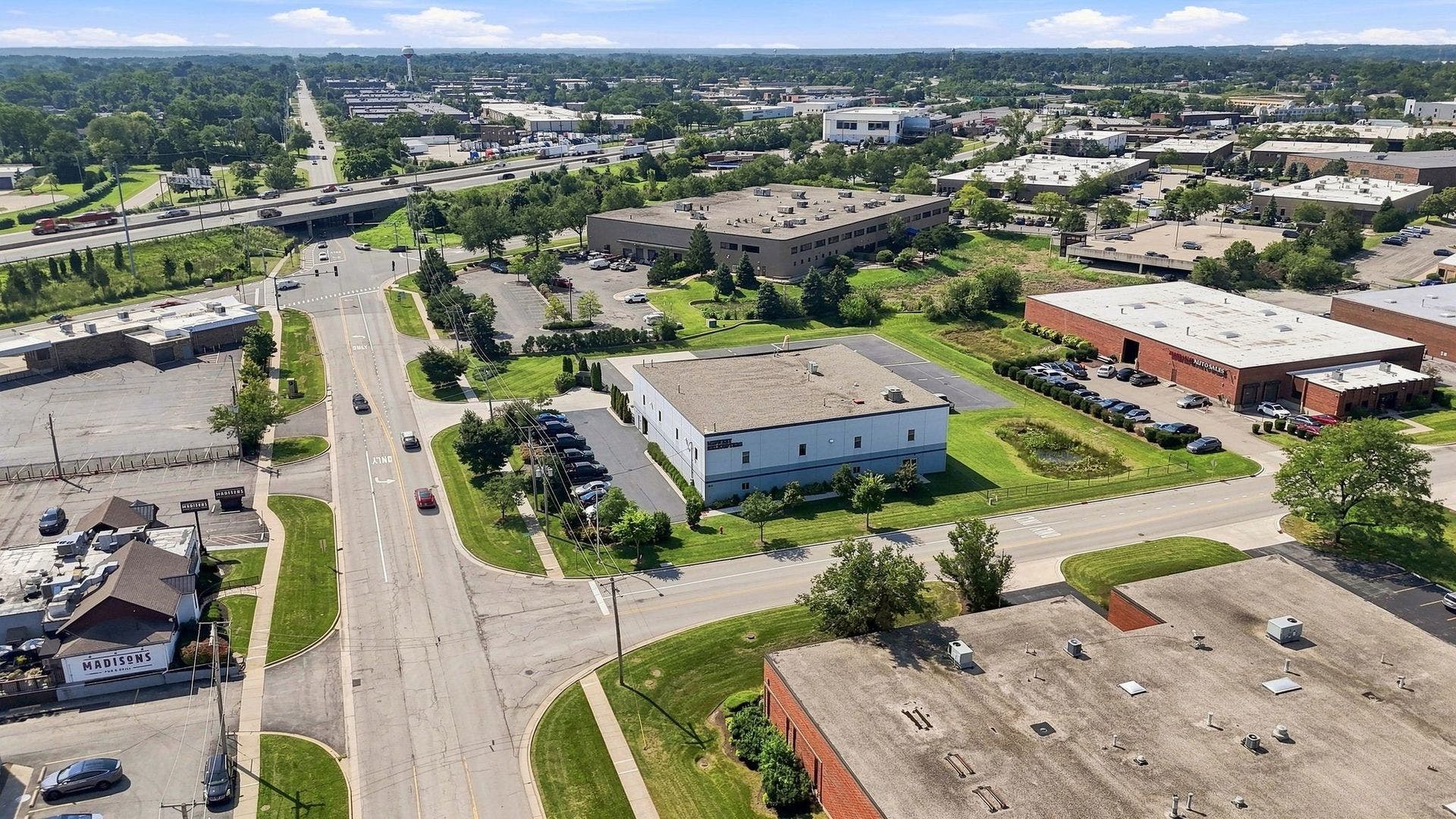 525 Executive Drive, Willowbrook, IL 60527