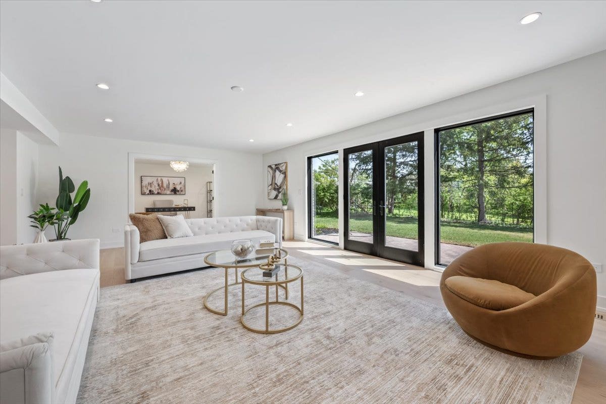 1975 Sunset Ridge Road, Northfield, IL 60093 1975 Sunset Ridge Road, Northfield, IL 60093