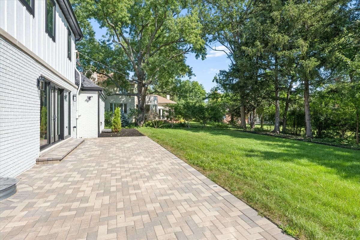 1975 Sunset Ridge Road, Northfield, IL 60093 1975 Sunset Ridge Road, Northfield, IL 60093