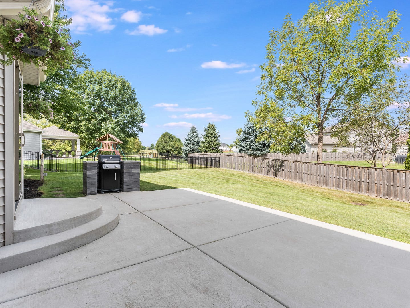 25230 W Monroe Court, Plainfield, IL 60585 25230 W Monroe Court, Plainfield, IL 60585